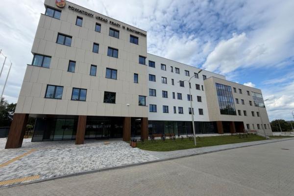 Zakończenie prac przy budowie Powiatowego Urzędu Pracy w Białymstoku